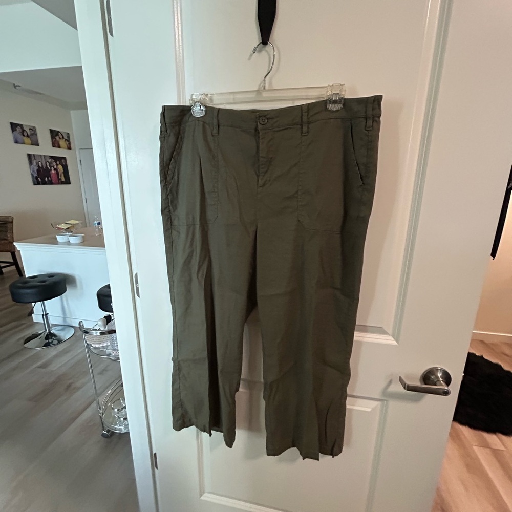 2 pairs of Linen Crop pant